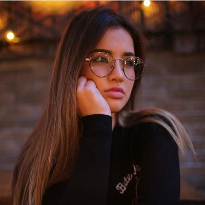 lolarpgnl's profile picture. 