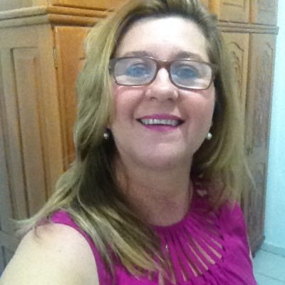 DevaneideMarin's profile picture. Música