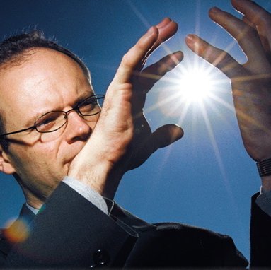 An entrepreneur passionately and relentlessly searching for best ways to tell compelling fact based stories on renewable energy, weather,climate and science.