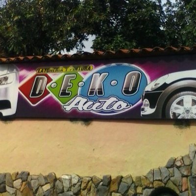 Latonería y pintura. Pulitura. Repuestos. Mecánica. La Entrada, Naguanagua 04244983210 - 04144714884 FB: Deko Auto C.A IG: dekoauto_ca