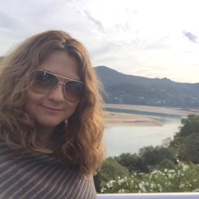 Soccer Mom⚽️Loves Sports and Outdoors⚾️🏈🏐⛷🏌️🚴♀️⛺️Loud Laugher😁❤️'s to Read🤔Microsoft GP Consultant by day✏️Aspiring Gardner🍅🍉🍓🥔🌽🥒