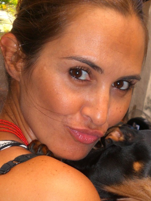 DaniTenan's profile picture. 