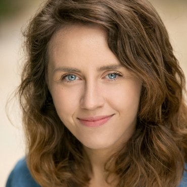 British #Actress looking for work. Spotlight Pin: https://t.co/hvTNxdw4HA
Experience in film, TV and stage.