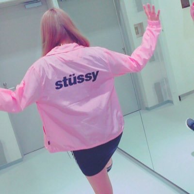 streetfashion 研究中 🌟✨💫 中学生 XLARGE ♡ Stussy ♡ XGiRL ♡ supreme ♡すき!!!!!                    少しでもstreetコーデとか興味ある人フォロー♡