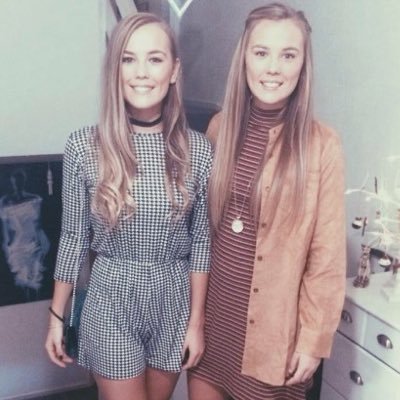 chloefog's profile picture. 