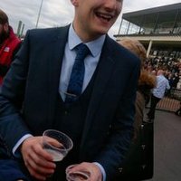 Simon Says ☮️ (@slimo_17) 's Twitter Profile