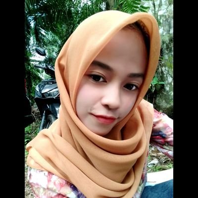 DelaSafitri's profile picture. 