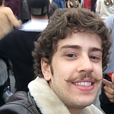 leovilao's profile picture. Observando