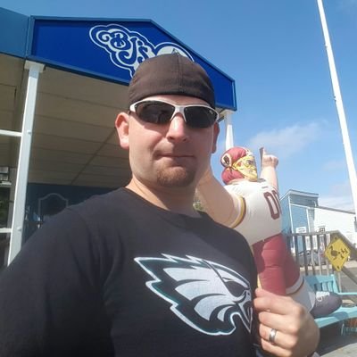 MarzBeazzy's profile picture. 