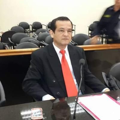 Abogado de profesión..Relator deportivo y olimpista de corazón