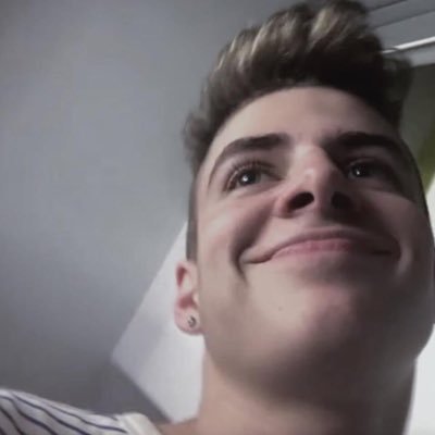 zachary reed Clayton & 5quad has been my everything since january 22nd 2014 💗