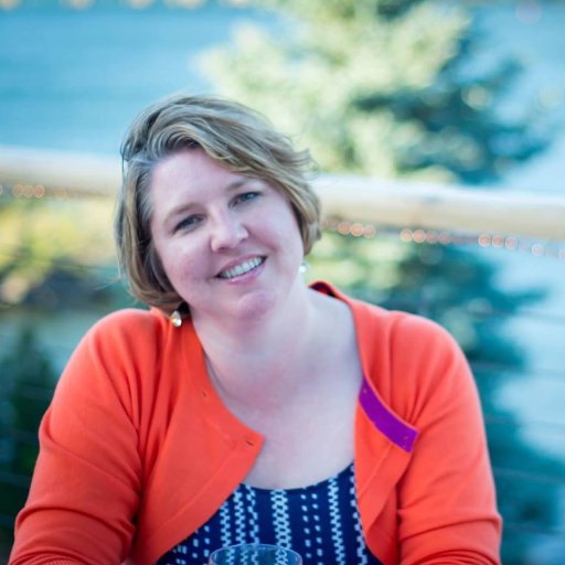 valeriehill01's profile picture. designer | blogger | writer