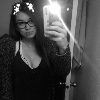 GigiGroves's profile picture. 