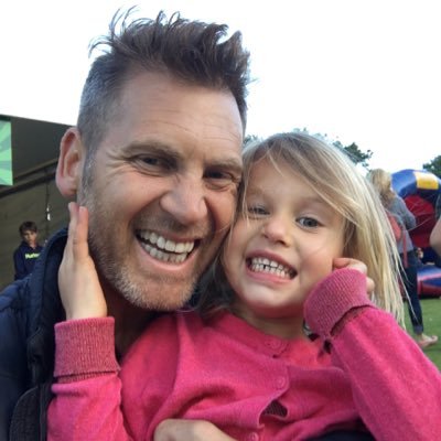 laurie00010's profile picture. 