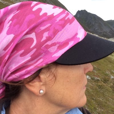 Snyfryd's profile picture. :livsnyter på 69 grader nord. Familie, foto, friluftsliv, reise, kor, kultur, ordspill, helse og mat, står mitt hjerte nært. Forskningsrådgiver ved UiT