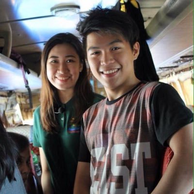 Kimbomb_'s profile picture. i don't swear a lot but HOLY FUKCING SHORTS MAN