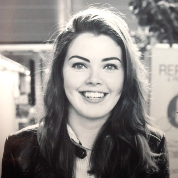 mirjam_oosting's profile picture. Mirjam Oosting (21 jaar) is binnen de OC Mondzorgkunde (HU) en studentencommissie NVM actief. Hiernaast werkt zij op de broodafdeling in de AH Vughterstraat.