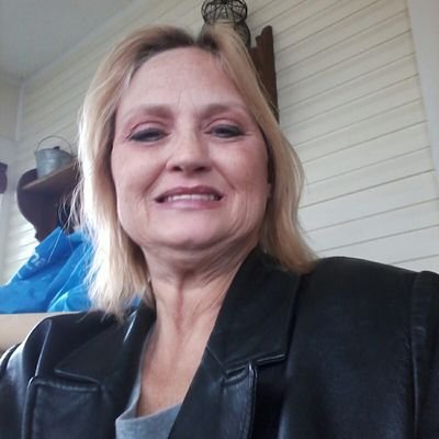 tlosoncy1's profile picture. I am a divorced mother of three beautiful grown kids and two gorgeous grandchildren.