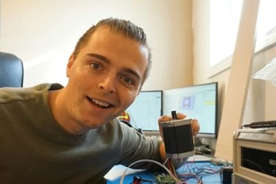 I am an Engineer at Roboteurs, I like building anything that moves. I resort old robots as a hobby and I build to learn.