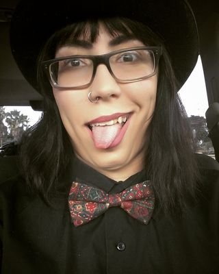 egyptoez's profile picture. I'm simply using this Twitter to find people to play video games with lol