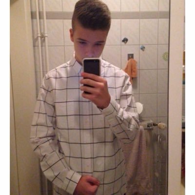 Füge Deinem Profil eine Biografie hinzu...