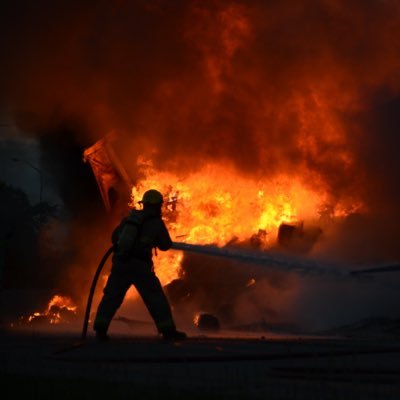 rwinger0413's profile picture. 