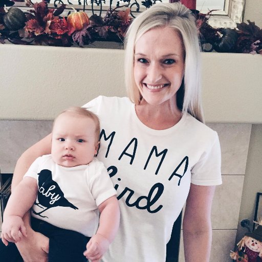wife + mama // attorney by day (on maternity leave) // writer by night // collabs: hello@mamahoodblog.com