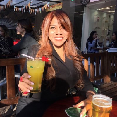 Comunicadora social. Editora de contenidos de Presencia Latina-Canadá. Magister en Ciencia Politica y RI. Docente, orgullosamente colombiana y mami de Alegría!