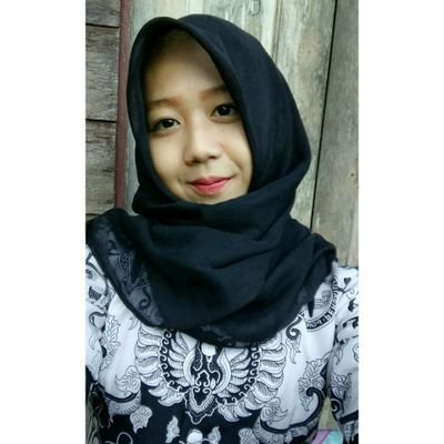 EkaNoviaNingsi1's profile picture. 