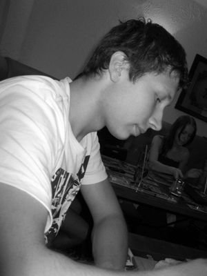 maximka26's profile picture. 