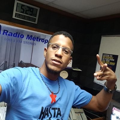 CEO @ Graphcity. Radio personality