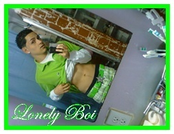 name: LONELY BOI
orientation: TLK SHIT BITCHES XD
status: TAKEN 3-6-10 best day of my life =] i ♥ you