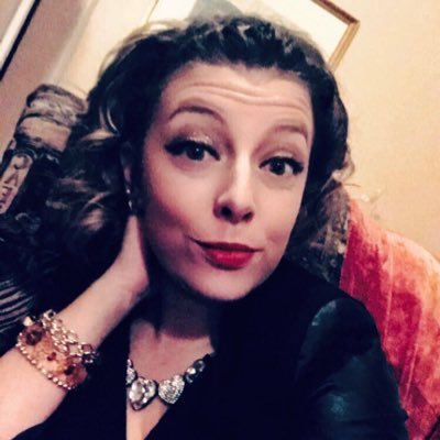 GagnonJoanie's profile picture. Chanteuse professionelle et professeure de chant