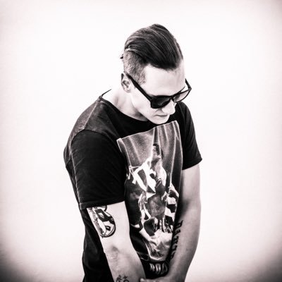 davizcastro's profile picture. Cine Música Deportes Motor