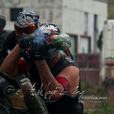 Luv2GoTopless's profile picture. all topless, all the time. send your topless pics to ilovetoplesstuesdays@gmail.com and click the follow button. its that easy!