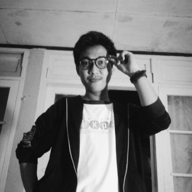 aldhi05's profile picture. 