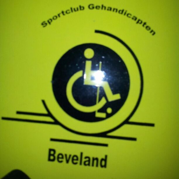 Algemene Informatie SGB Op 24 oktober 1974 is de Sportclub Gehandicapten Beveland (SGB) opgericht voor lichamelijk gehandicapten.