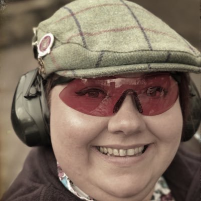 #PlusSize northern girl in the south a little way into her clay shooting journey. @ChelseaBunClub member #ThisGirlCan