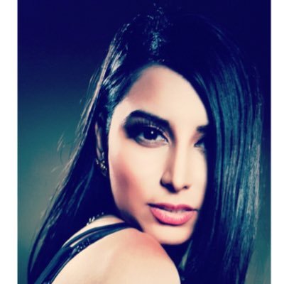 Top Model UK 2017 Finalist | Face Of The World UK 2016/2017 Winner | Agency | Freelance Model | Bookings/Enquiries: Devi_Devz@hotmail.com 🇬🇧🇨🇦🇪🇺🇮🇳