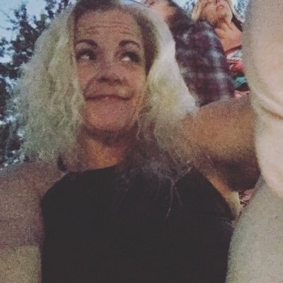 Sommelier and CSW, Jonna has worked all aspects of the Wine Industry from the ground up! visit wine whispering wine education & events! come be one with vino!