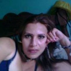 soy cariñosa ,amable ,me gusta compartir ,hogareña 100% ,muy romantica y soy signo cancer