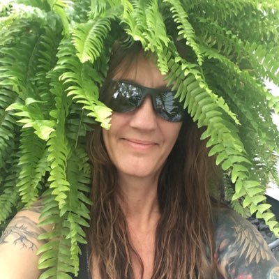 old soul, nature lover, Reiki Master Practitioner, Death Doula, Hospice Volunteer.