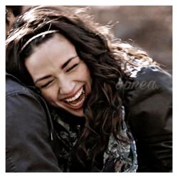 BornIntoSilver's profile picture. ❝I don't want you to be normal, @SemiNormalLife. I want you to be alive.❞ → #Scallison.