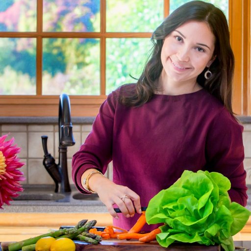 Food blogger & passionate gardener sharing healthy and wholesome recipes for busy families!