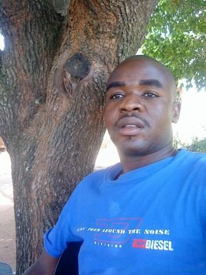 tiyani0527's profile picture. im on whatsapp 073481'''' on instagram tiyani0527, on Facebook Tiyani makhuva and email tiyani0527@gmail.com.