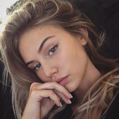 scarlettrrpg's profile picture. 