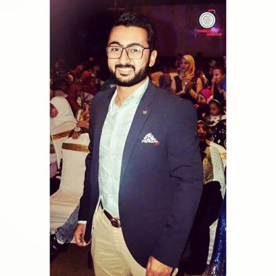 DevOmar32's profile picture. Software Engineer