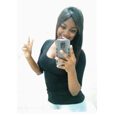 Canceriana ♋
Chocolatra de mão cheia ❤
Facebook:Juuh Reis
Snap👻:Juuhreis06
