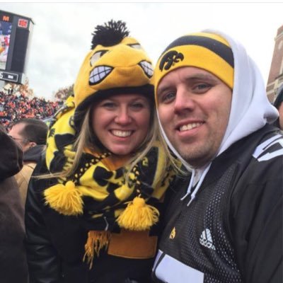 Wife. Mom. Defender of the constitution. Hawkeye.
