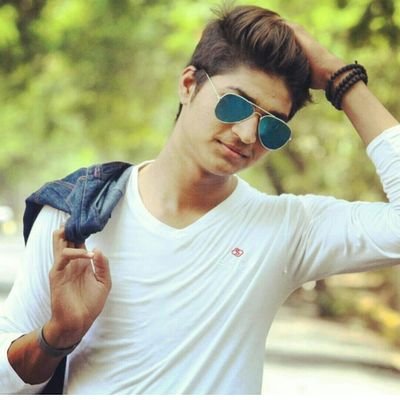 amitnirgulkar70's profile picture. 😊😊